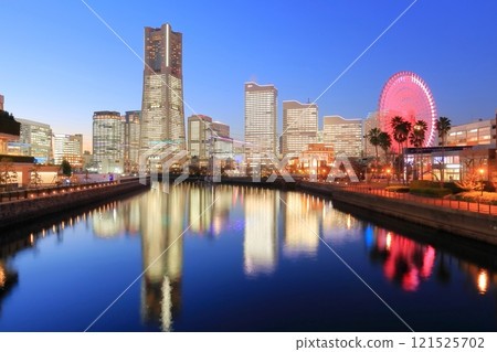 "Kanagawa Prefecture" Yokohama Minatomirai, whole building light up night view "Kanagawa Prefecture" Yokohama Minatomirai, whole building light up night view 121525702
