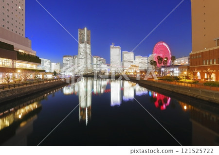 "Kanagawa Prefecture" Yokohama Minatomirai, whole building light up night view "Kanagawa Prefecture" Yokohama Minatomirai, whole building light up night view 121525722