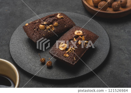 Luxurious and delicious desserts 121526984