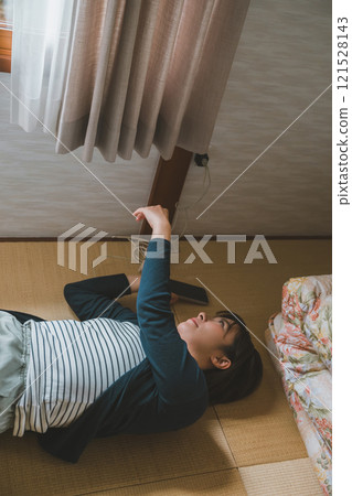 Female solitary travel 121528143