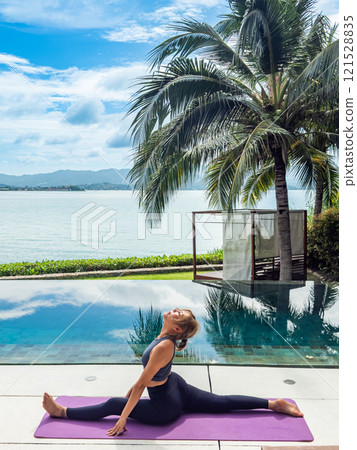 North Samui peninsula views with beach villas, in koh Samui, Thailand North Samui peninsula views with beach villas, in koh Samui, Thailand 121528835