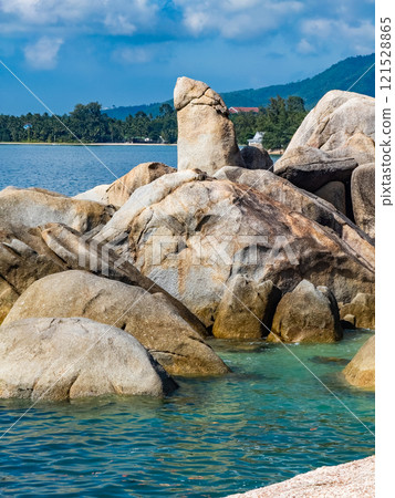 Grandfather and Grandmother Rocks, Hin Ta Hin Yai, in koh Samui island, Thailand 121528865