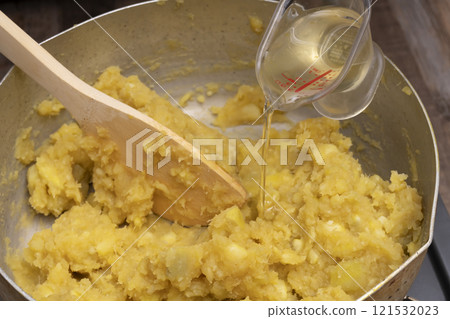 做栗子金頓 做栗子金頓 121532023