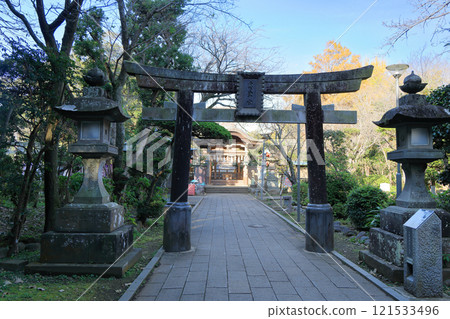 Enoshima: The approach to Okutsumiya Shrine Enoshima: The approach to Okutsumiya Shrine 121533496