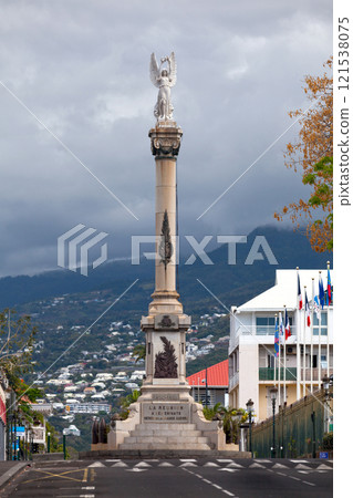 The Column of Victory in Saint-Denis The Column of Victory in Saint-Denis 121538075