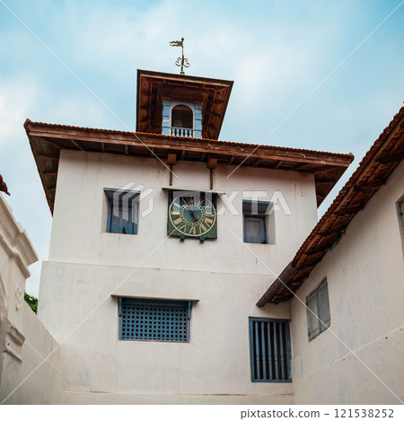 Paradesi Synagogue in Fort Kochi, India Paradesi Synagogue in Fort Kochi, India 121538252