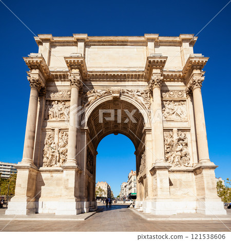Porte Royale triumphal arch, Marseille 121538606
