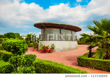 Connaught Place Central Park, New Delhi 121538849