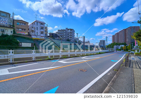 從川崎市淺尾區萬福寺四丁目築堂~萬福寺二丁目,往小田急線方向 從川崎市淺尾區萬福寺四丁目築堂~萬福寺二丁目,往小田急線方向 121539810