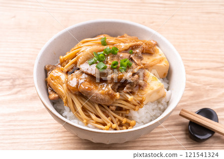 豬肉豆腐碗 豬肉豆腐碗 121541324