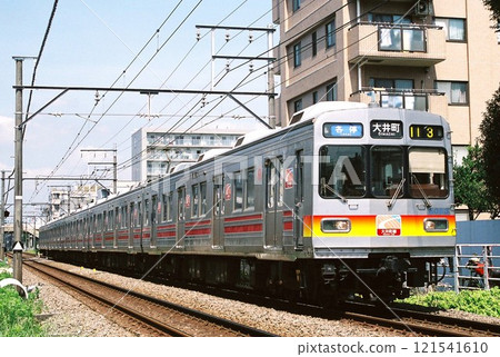 東急電鐵 8090 系列沿大井町線開往大井町 121541610