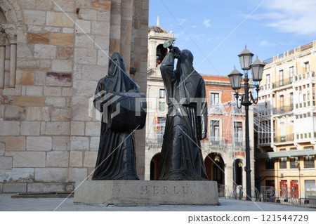 Merlu statues near San Juan Bautista church Zamora, Spain 121544729
