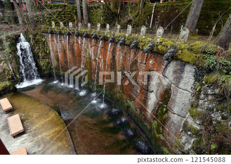 The Twelve Zodiac Waterfalls at Oiwayama Nissekiji Temple (Kamiichi Town, Toyama Prefecture) The Twelve Zodiac Waterfalls at Oiwayama Nissekiji Temple (Kamiichi Town, Toyama Prefecture) 121545088