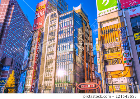 Tokyo cityscape in Japan: A ray of hope. Sunlight reflecting off the windows... Kabukicho and other areas can be seen. Towards a new era = December 29th Tokyo cityscape in Japan: A ray of hope. Sunlight reflecting off the windows... Kabukicho and other areas can be seen. Towards a new era = December 29th 121545653
