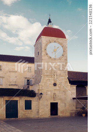 Clock tower in Trogir old town, Croatia 121548136