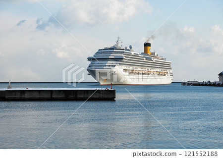 Cruise ship Costa Serena arriving at Otaru Port 121552188