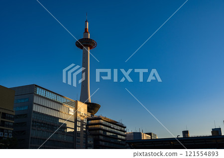 Kyoto Tower in front of Kyoto Station 121554893