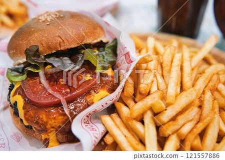 Hamburger  121557886