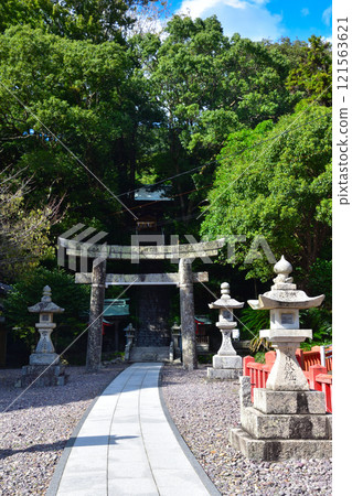 Munakata Taisha Shrine Nakatsumiya 121563621
