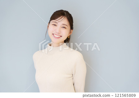 健康牙齒的肖像 121565809
