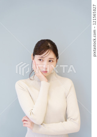 A portrait depicting oral problems A portrait depicting oral problems 121565827