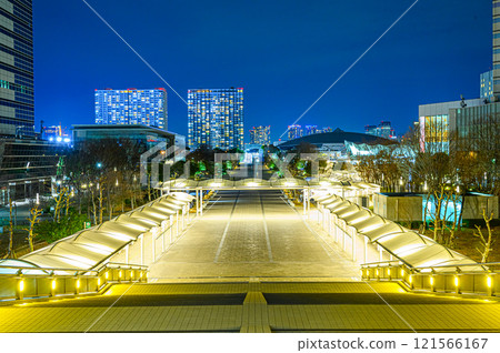 International Exhibition Center at night 121566167