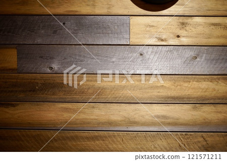 Wooden wall 121571211