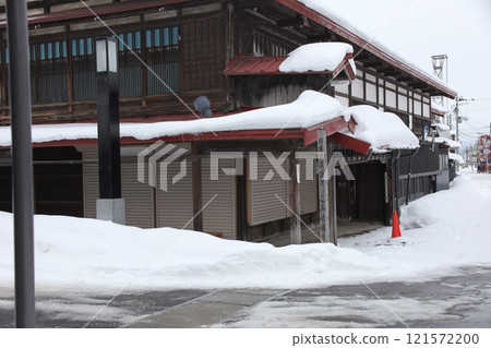 Scenery of Komise Street in winter_Aomori Prefecture Scenery of Komise Street in winter_Aomori Prefecture 121572200