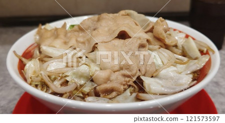 Meat ramen is delicious Meat ramen is delicious 121573597