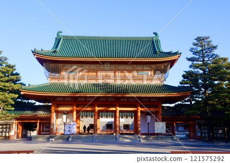 Heian Shrine, Otenmon Gate (Sakyo Ward, Kyoto) 121575292