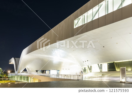Night view of the National Kaohsiung Center for the Arts (Weiwuying), Taiwan. The site was originally a military compound and was reconstructed as an arts center. 121575593