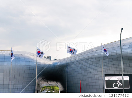 Dongdaemun streetscape in Seoul, South Korea 121577412