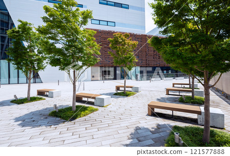 箕面船場半台前站風景 121577888