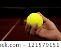 手與網球 121579151