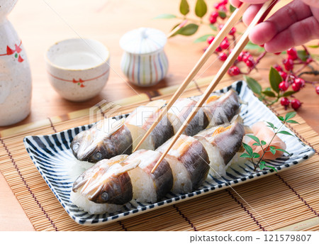 Ayu sushi (natural ayu from Kozagawa, Wakayama Prefecture) Local cuisine Ayu sushi (natural ayu from Kozagawa, Wakayama Prefecture) Local cuisine 121579807