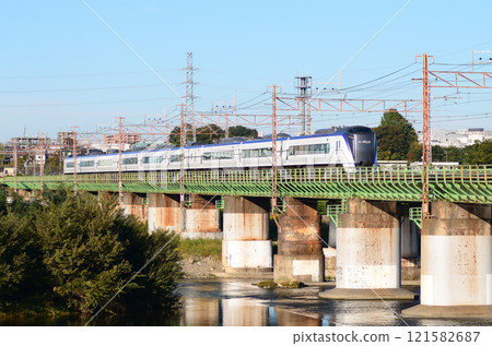 從松本站前往新宿站的特急「Azusa」（追趕） 121582687