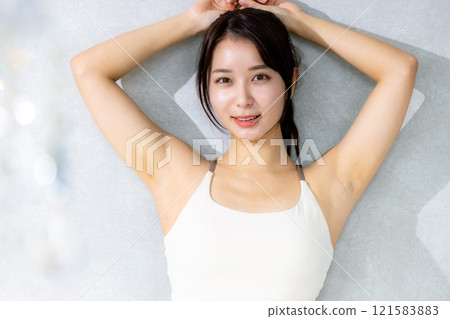 Refreshing women 121583883