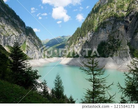 Gigerwald Lake in summer (Canton of St. Gallen, Switzerland) 121584173