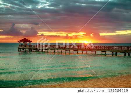 Tropical carribbean beach 121584419