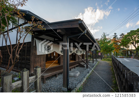 秋季的伊香保檢查所（伊香保口站） 群馬縣澀川市 121585383