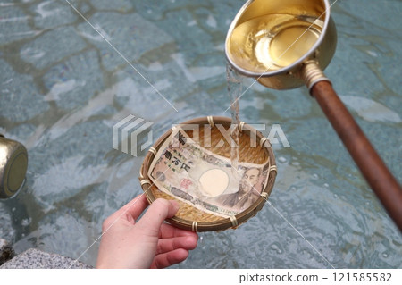 Increase your fortune at Kinhebisui Shrine Increase your fortune at Kinhebisui Shrine 121585582