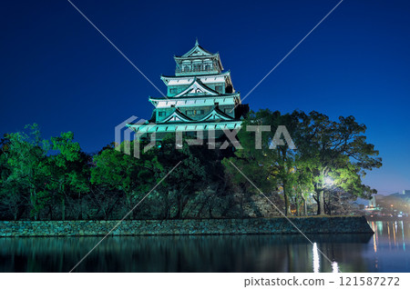 Hiroshima Castle at night Hiroshima Castle at night 121587272