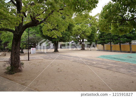 四國八十八寺中的第七十六寺-金倉寺 四國八十八寺中的第七十六寺-金倉寺 121591827
