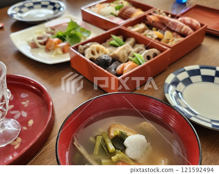 日本新年菜餚 121592494