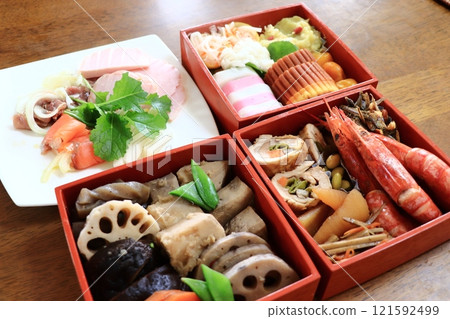 日本新年菜餚 121592499