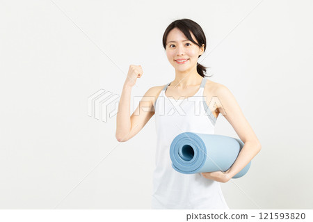 亞洲女人努力伸展02 121593820
