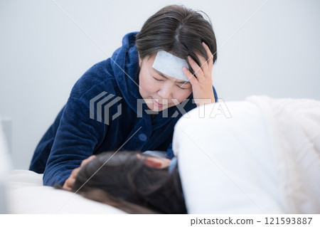 A mother catches her child's cold and develops a fever as well: a pandemic within the home A mother catches her child's cold and develops a fever as well: a pandemic within the home 121593887