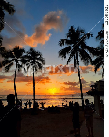 Waikiki Beach Waikiki Beach 121596622