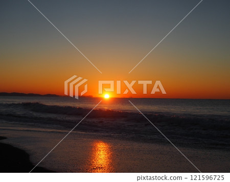 2025年的第一個日出 121596725