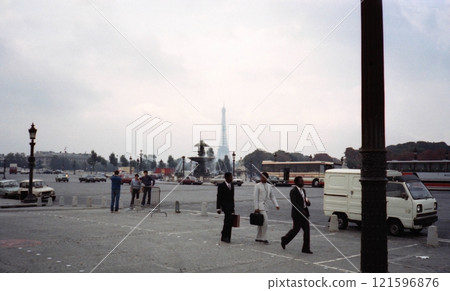 Old photo: September 1982, Place de la Concorde, Paris Old photo: September 1982, Place de la Concorde, Paris 121596876